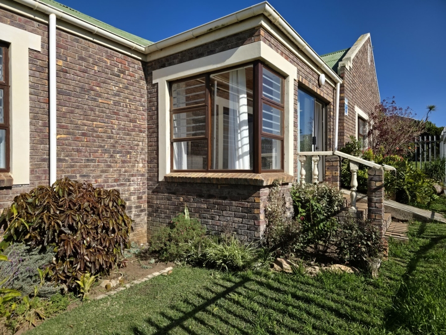 3 Bedroom Property for Sale in C Place Eastern Cape